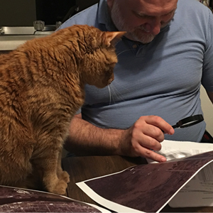 Evinrude helps with the map reading. © Kayigh Jung. Used with permission.